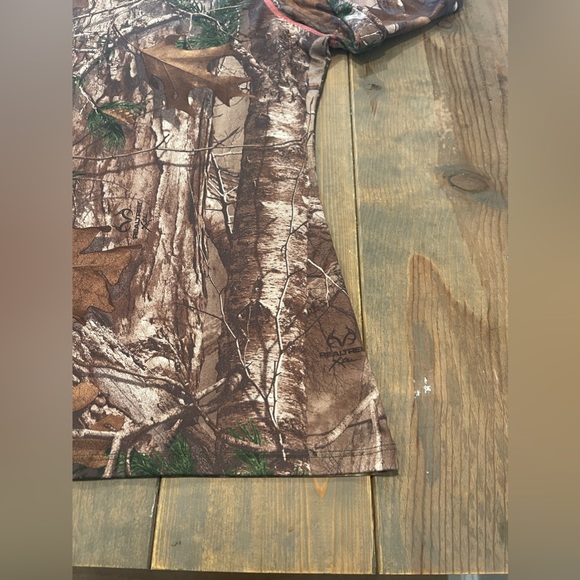 Under Armour Real Tree Women’s Long Sleeve Heat Gear Scented Control Shirt Sz:XL - Picture 3 of 8